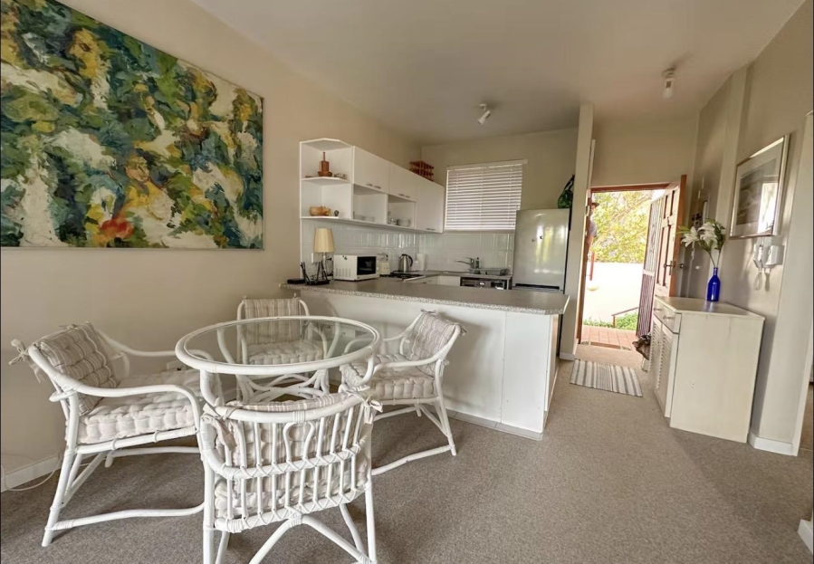 To Let 2 Bedroom Property for Rent in St James Western Cape